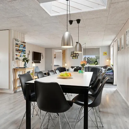 Lovely In Haderslev With Wifi Tatil Evi Diernæs