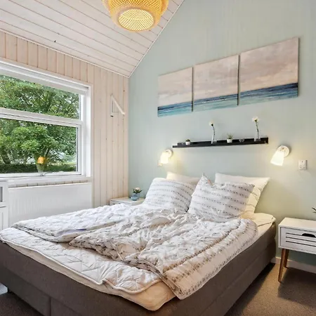 펜션 Four-bedroom In Haderslev