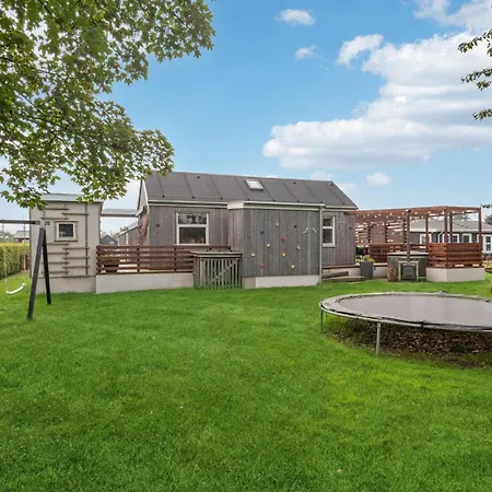Four-bedroom In Haderslev 펜션 *