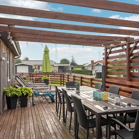 펜션 Four-bedroom In Haderslev *